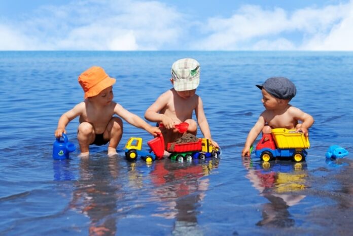 Preparing Kids for Water Activities While Traveling