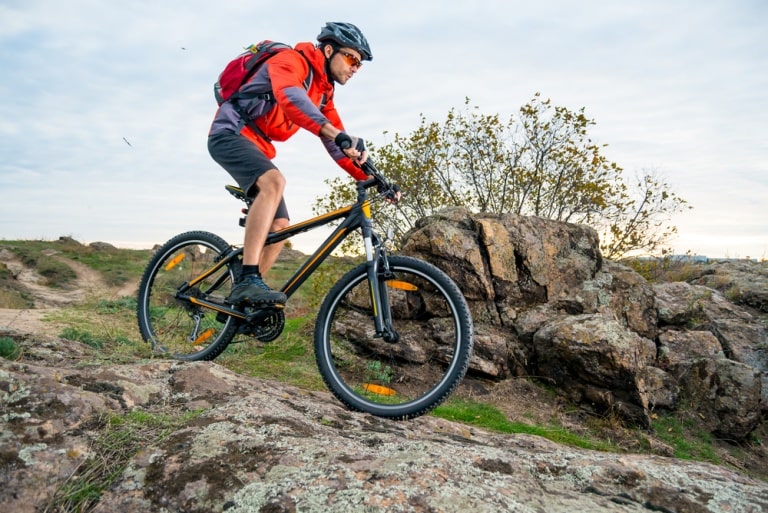 Exploring The Great Outdoors: Discovering The Best Mountain Bikes For 