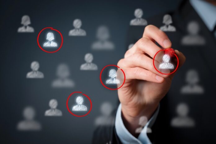 5 applications of business intelligence for customer segmentation and targeting