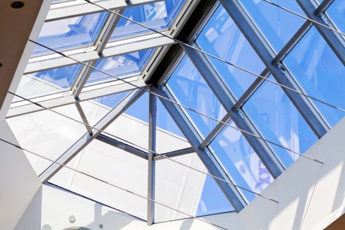 exploring the latest trends in solar architectural glazing systems