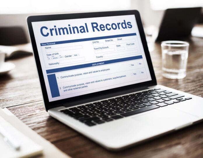 does your criminal record clear after 7 years