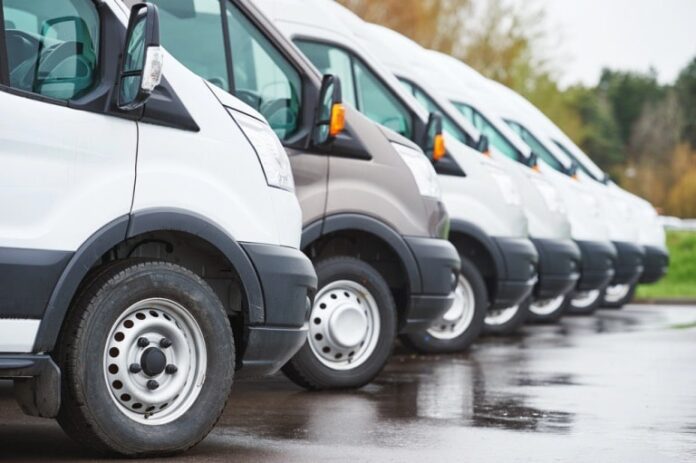 how fleet managers can boost efficiency with advanced gps tracking