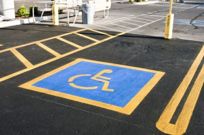 how to choose the right parking lot striping service in houston