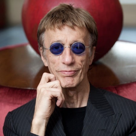 Robin Gibb, Peta Gibb's uncle and Maurice Gibb are fraternal twin brothers