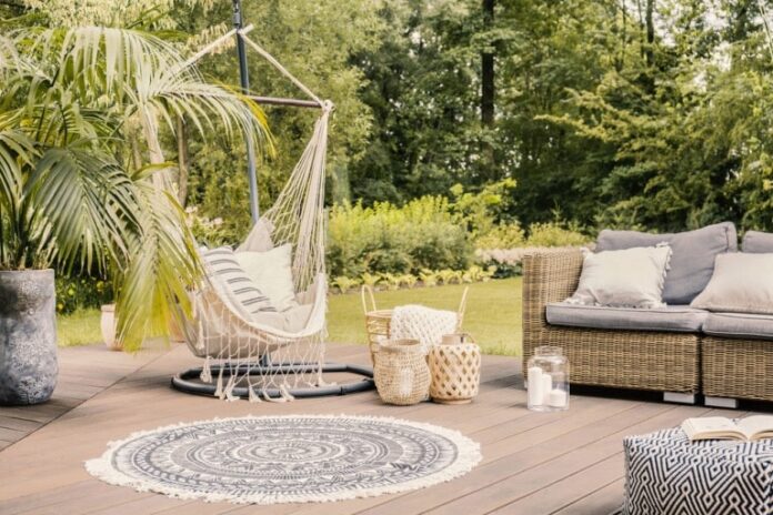 the benefits of outdoor rugs for every season